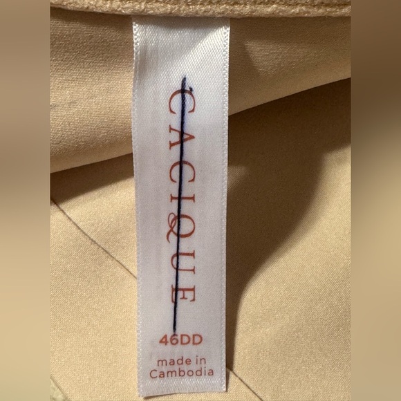 Cacique Totally Smooth Front Close Bra - Picture 7 of 8